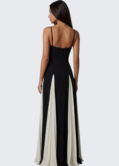 Carli | Sweetheart Neck Pleated Maxi Dress
